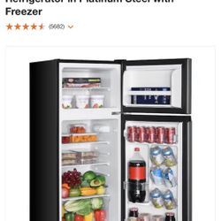 Magic Chef Small Fridge 