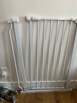 Baby Gate / Dog Gate 36 inches tall