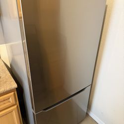 Insignia 18.6 Cu. Ft. Bottom Freezer Refrigerator with ENERGY STAR Certification Stainless Steel -  NS-RBM18SS0