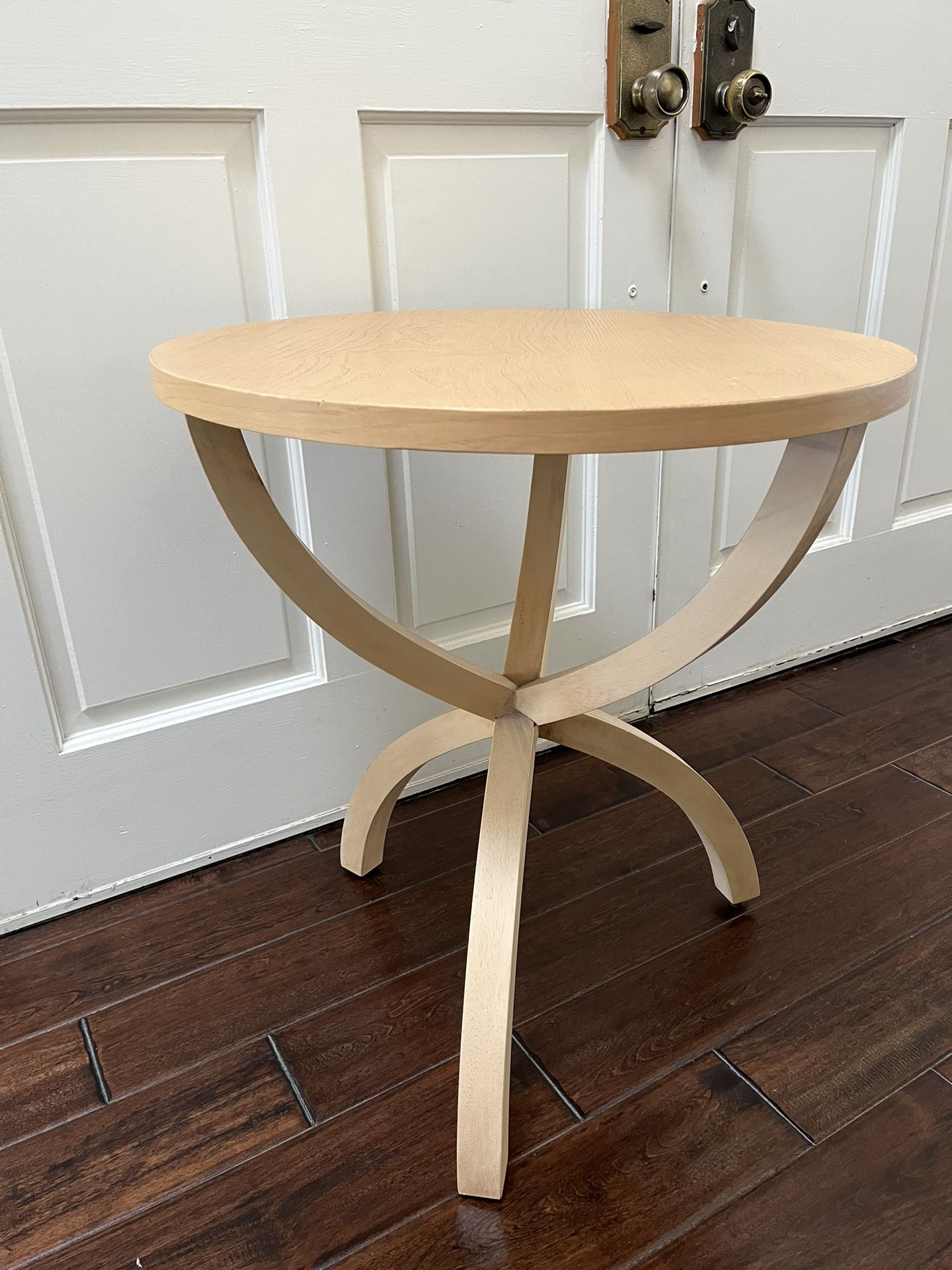 Studio McGee Mesa Verda End Table Accent Table Curved Leg
