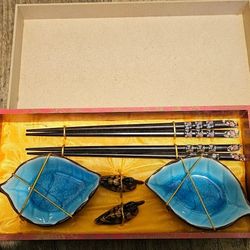 Elegant Chopstick Set With Gift Box