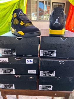 Nike Air Jordan 4 Retro Thunder