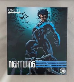 Nightwing mezco