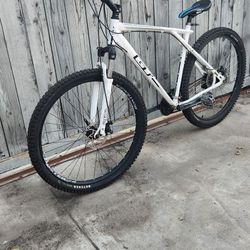 Mountain GT BIKE 29S