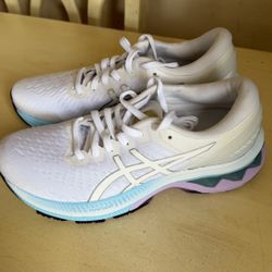 Oasis Womens Shoes Size 7.5 Running 