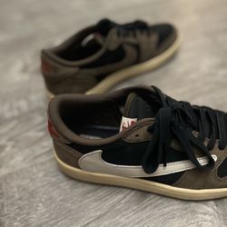 OG low travis scot jordan 1 mocha