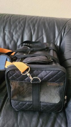 Pet Carrier 