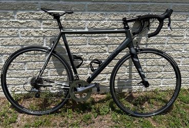 Cannondale CAAD10  60cm Road Bike