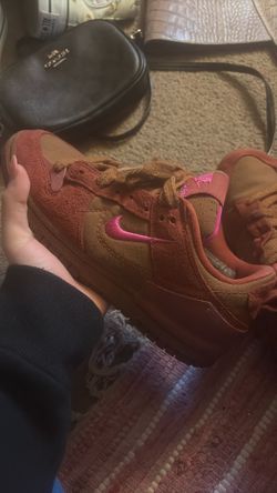 Brown/Orange/Pink colorway dunks