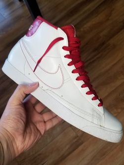 Nike Blazer Hint Red. Sz 11