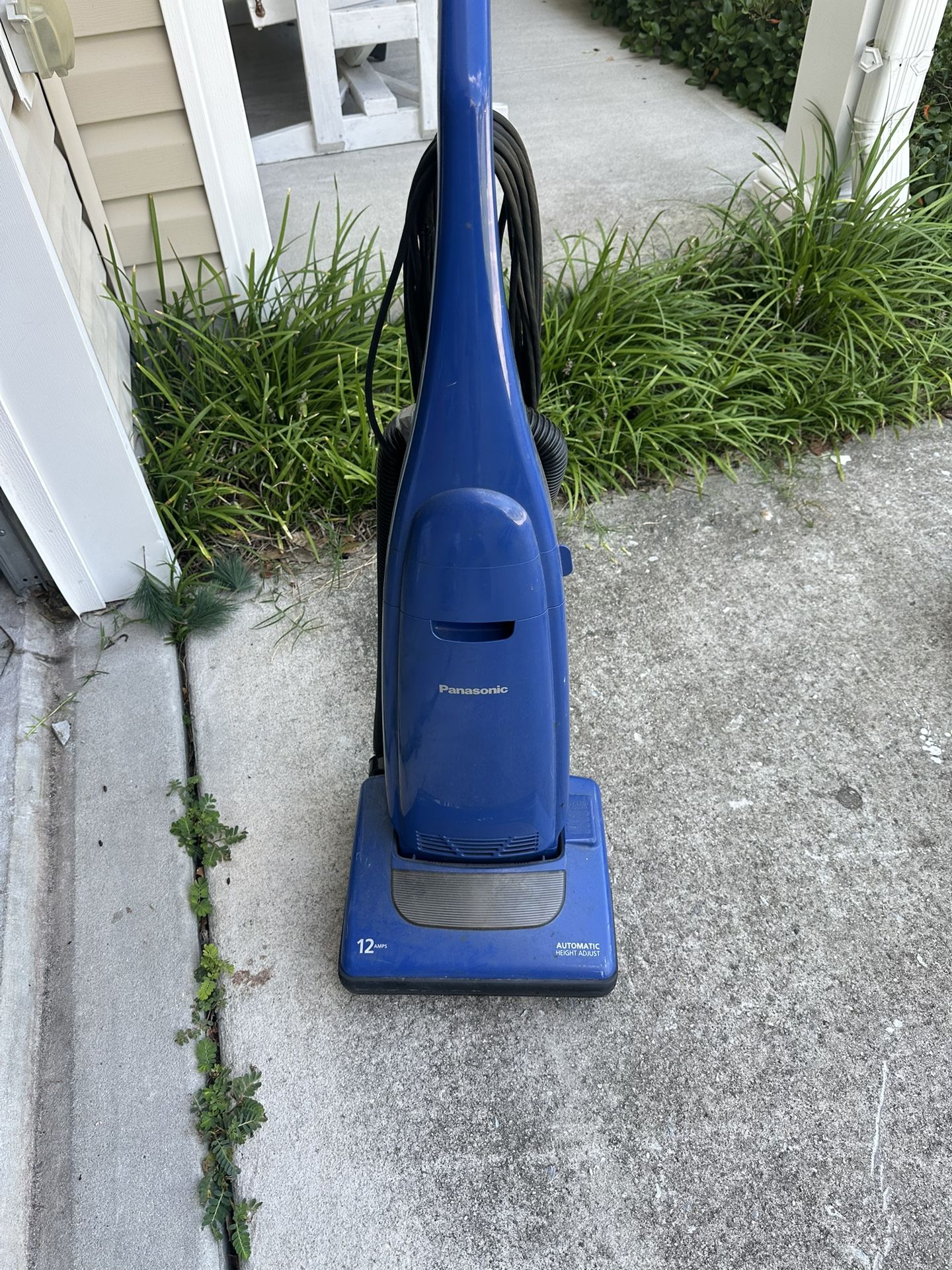 Panasonic 12 Amp Vacuum