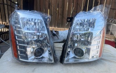 07-14 Cadillac Escalade Factory Style Headlights