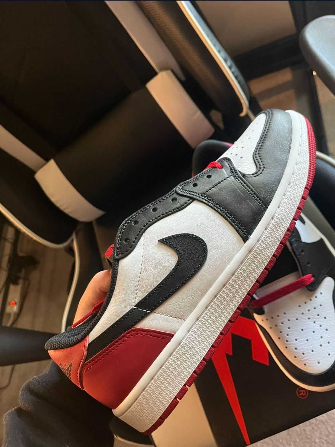 Air Jordan 1 Low Black Toe