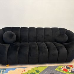 Sofa BRAND NEW 