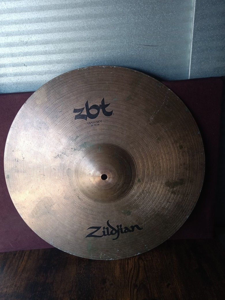 Zildjian 18" ZBT Crash Ride Cymbal