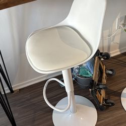 White Modern bar stools