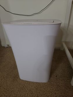 White Small Motion Sensored Trashcan