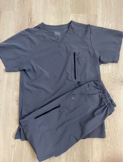 Barco Scrubs Set – Size Small (Top + Pants)