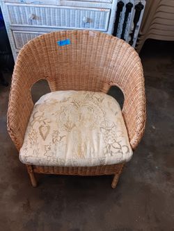 Rattan  Chair With Cushion 