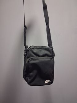 Nike hand bag