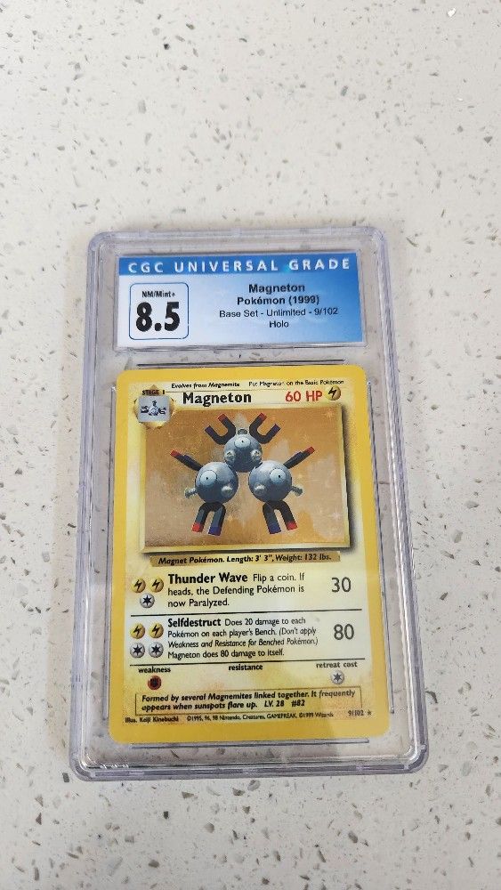Pokemon Magneton Graded 8.5