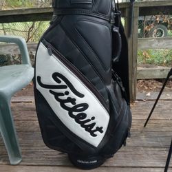 Golf Club Bags.