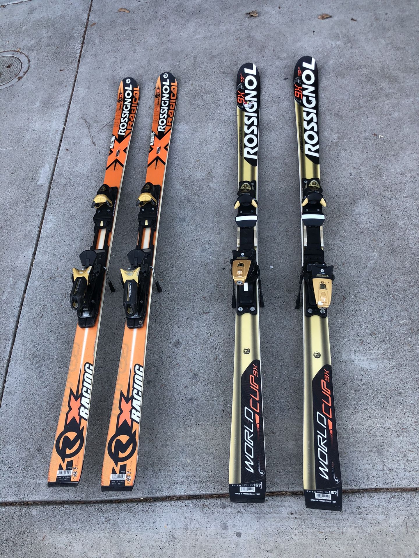 Rossignol skies