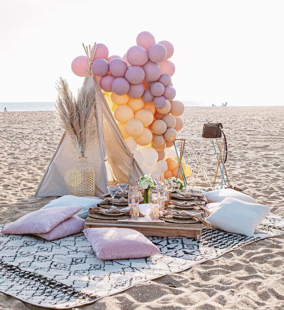Wooden Palette/picnic Table