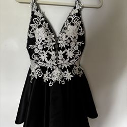 Custom Hebeos black and white mini dress