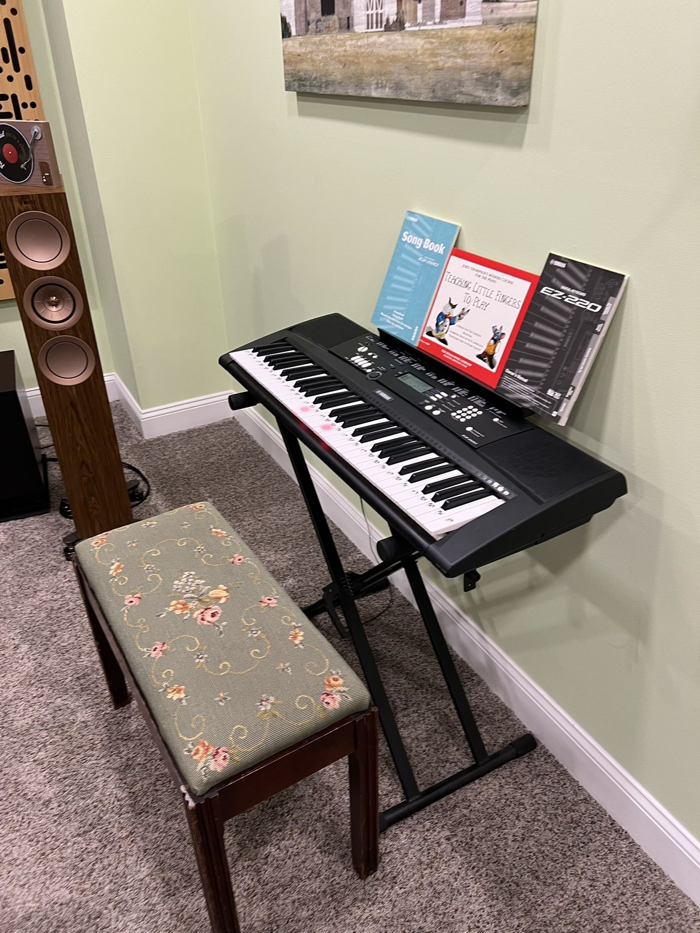 Yanaha Keyboard ez-220 Portable Rd