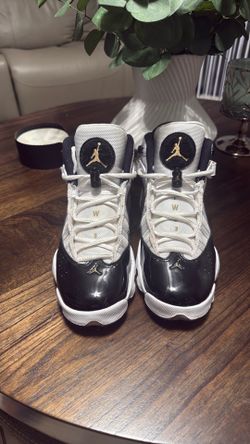 Jordan 6 Rings  SIZE 6.5Y White/Black/Metallic Gold Kids Sneakers