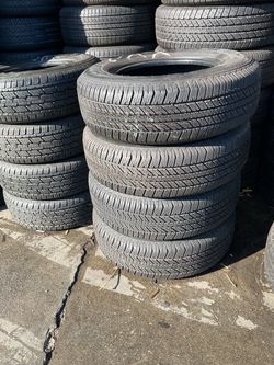 Set of four Used 265/70R17 $300 , Brand BRIGESTONE