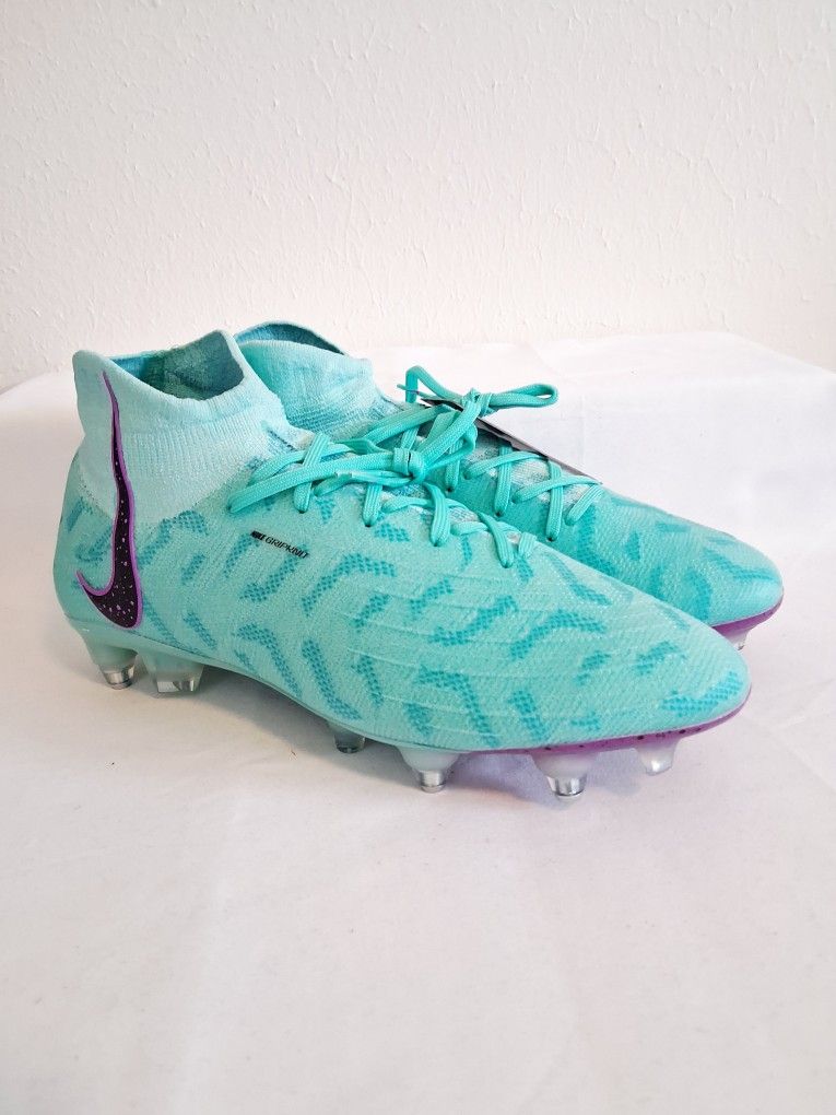 Nike Phantom Luna Elite SG Pro Soccer Cleats