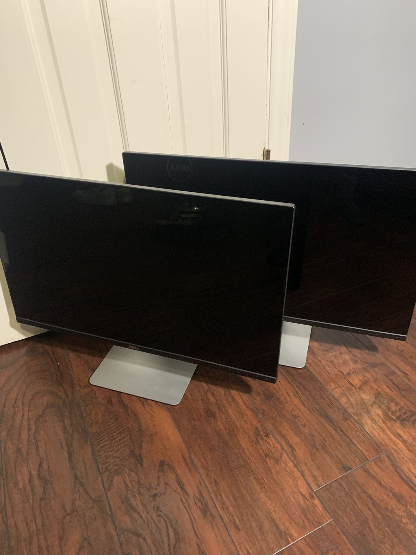 Dell Monitor Bundle