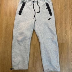 Nike Tech Men’s Fleece Open-Hem Pants