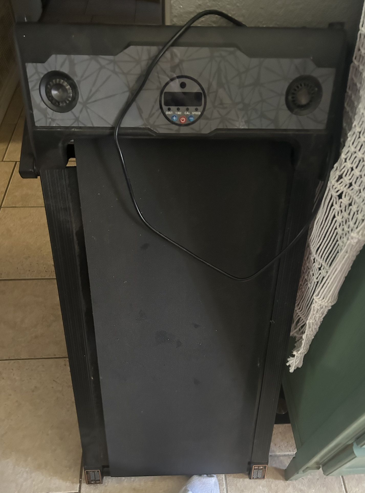 Walking Pad / Treadmill 