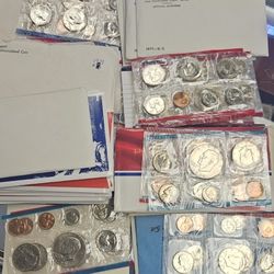 Selling 1970s + Mint Sets Double Face value