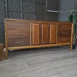 *Restored* 1960s Broyhill Mid Century Dark Walnut 9-Drawer Triple Dresser / Forward 70 Collection
