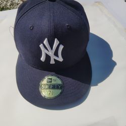 New Era Navy Blue Baseball Cap 71/2