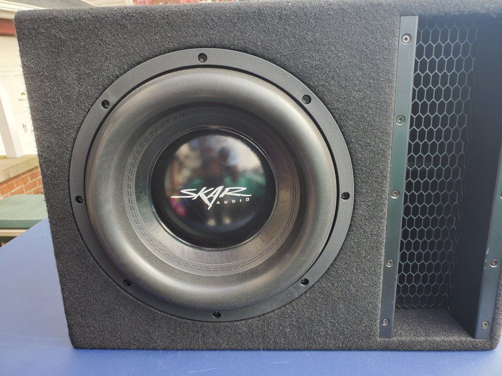 Skar EVL 12 In Box With Amp