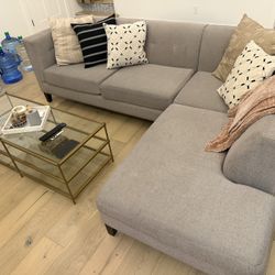 Living Spaces Sectional Couch 8.5'x6.5'x3.5'