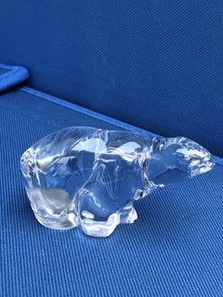 Clear Crystal Polar bear paperweight signed Hadeland, Norway