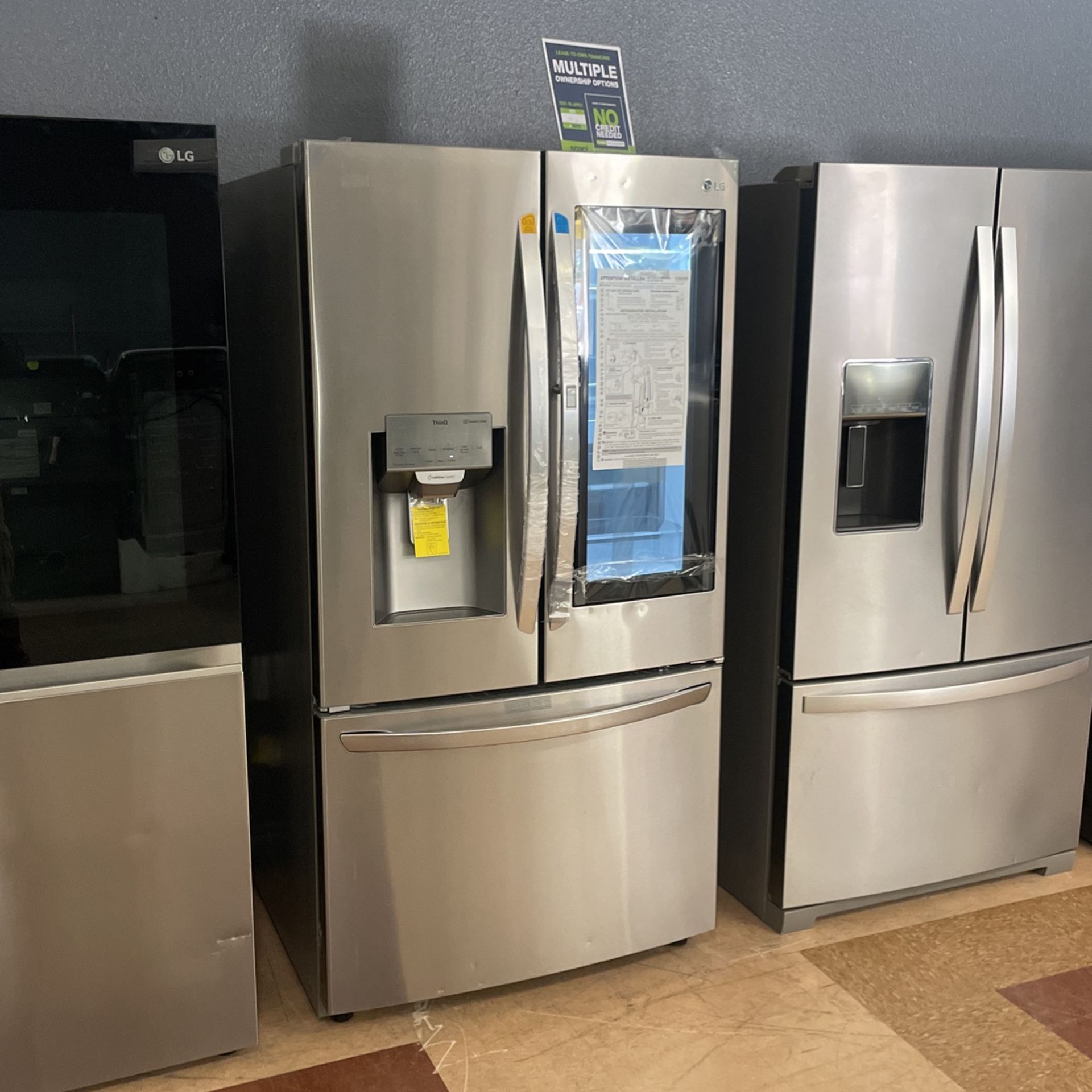 L G Stainless Steel Insta View Refrigerator With Water And Ice Dispenser‼️