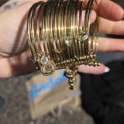 Juicy Couture Bangle Bracelet 