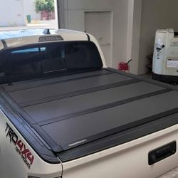 Bakflip MX4 Bed Tonneau Folding Cover For 2016 to 2026 Toyota Tacoma Bed Cover