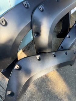 FENDER FLARES 2007 -2013 Chevy Silverado