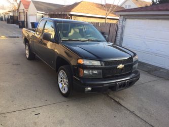2006 chevi colorado llantas nueva todo funciona bien