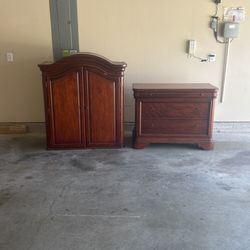 Armoire ( Two Pieces ) 