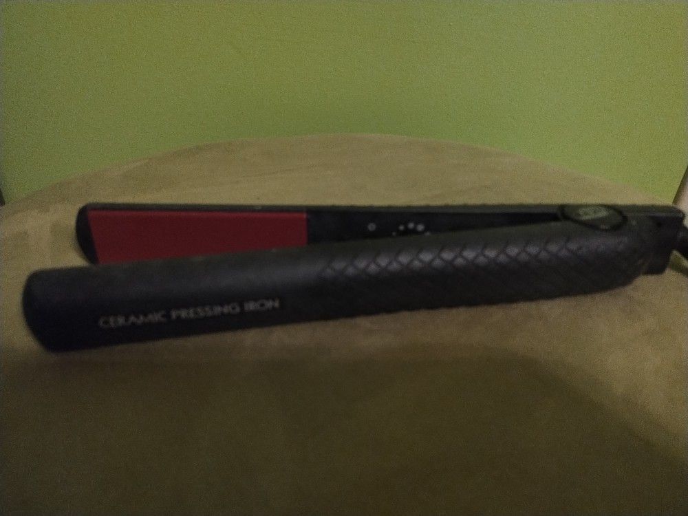 Hair Straightener
