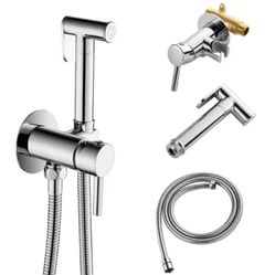 FORCLOVER 16027CP Single-Handle Bidet Faucet with Sprayer Holder in Chrome
